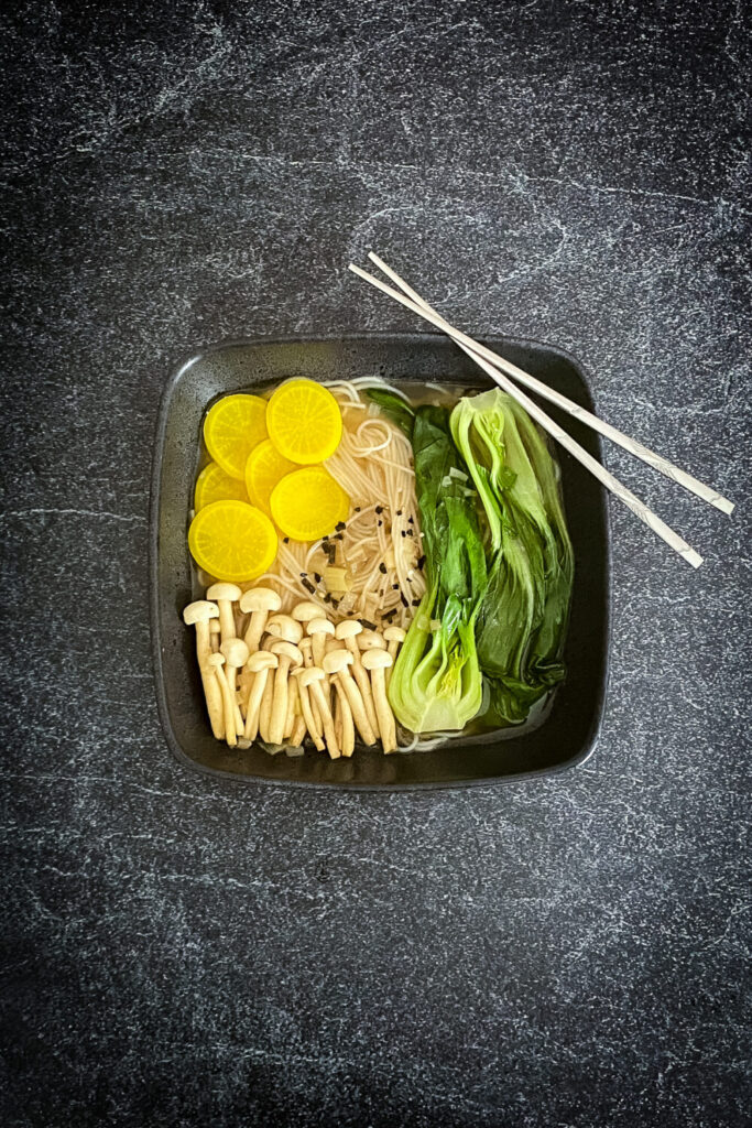 An easy vegan ramen recipe, Spring Ramen with Bok Choy and vfresh vegetables.